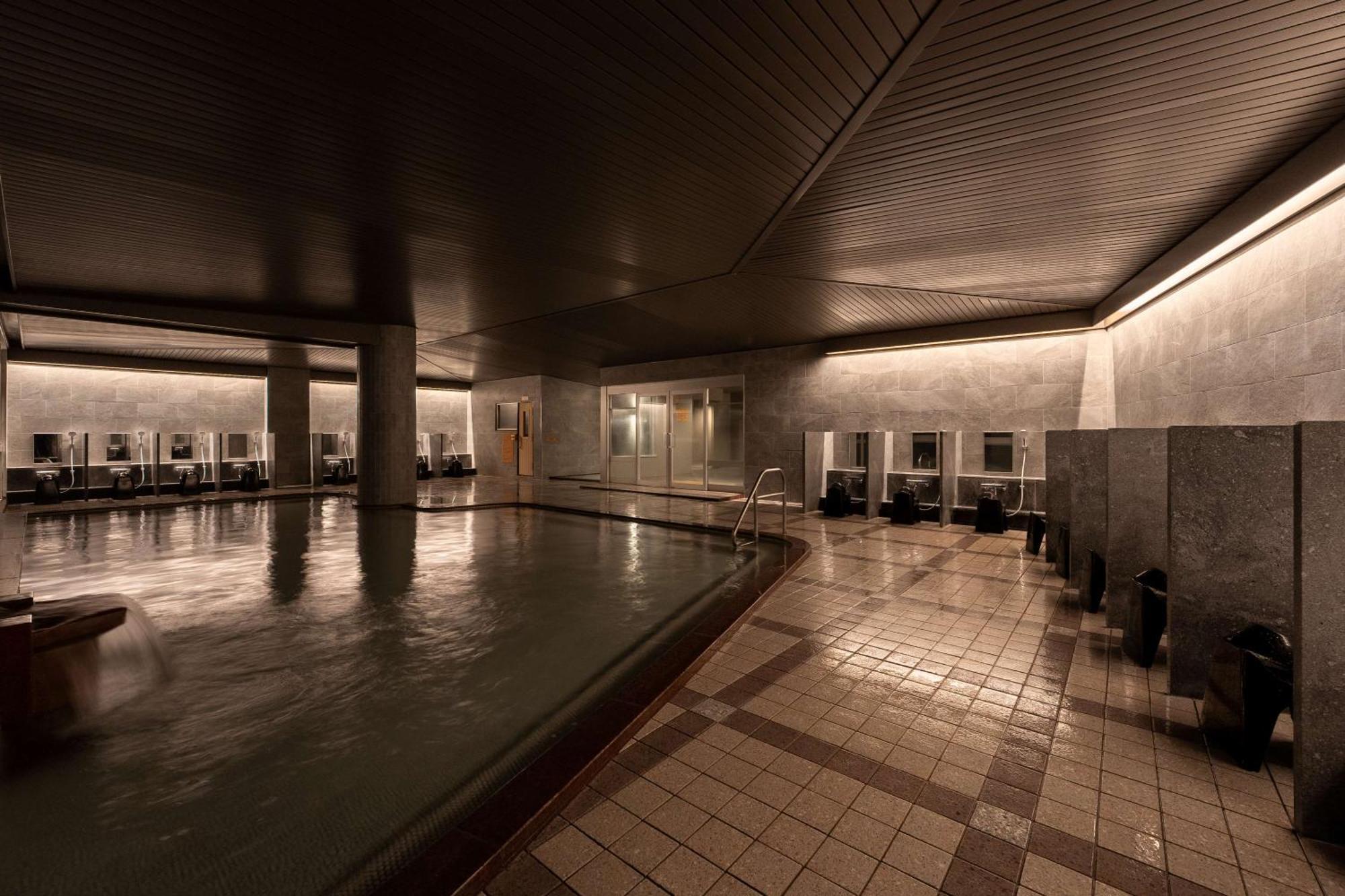 Grand Mercure Bay &
